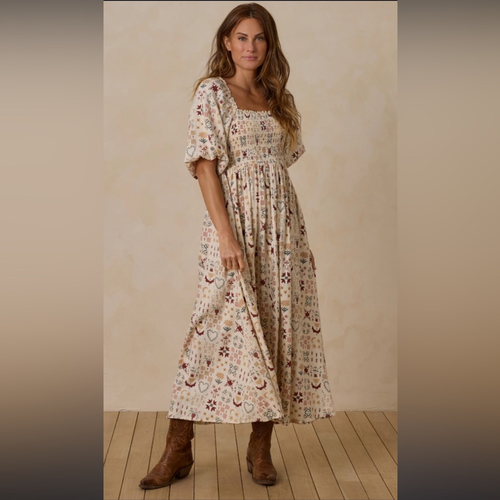 Rylee + Cru Della Dress in Folklore Large